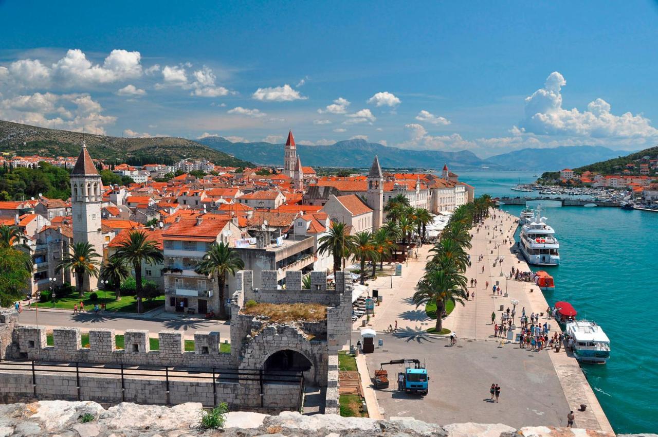 Smuketa In Trogir Haus Fuer 4 Personen Villa Luaran gambar