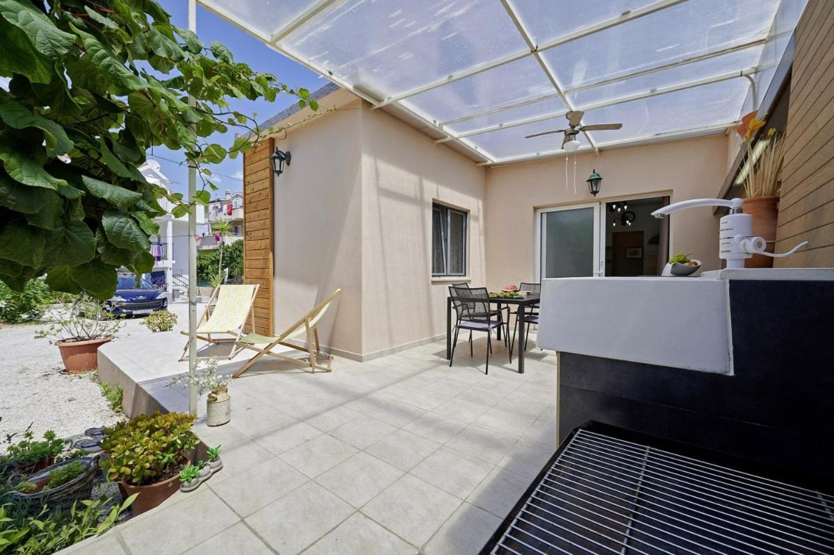 Smuketa In Trogir Haus Fuer 4 Personen Villa Luaran gambar