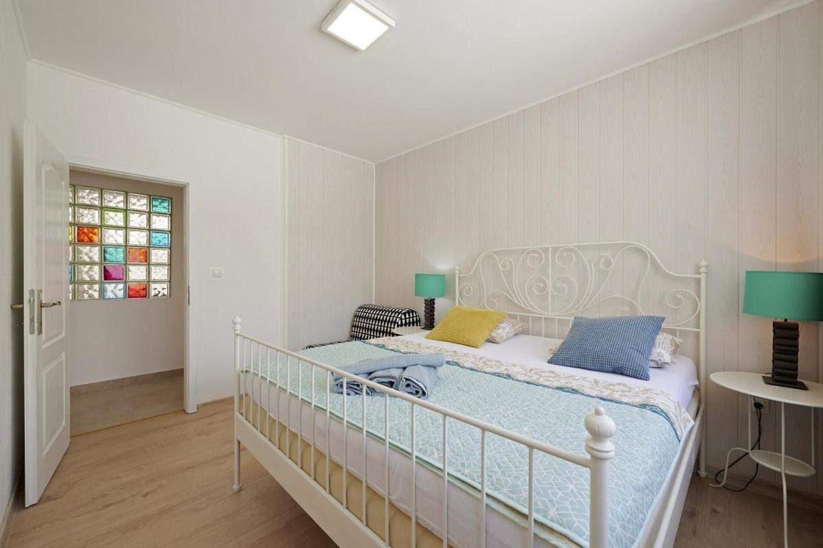 Smuketa In Trogir Haus Fuer 4 Personen Villa Luaran gambar